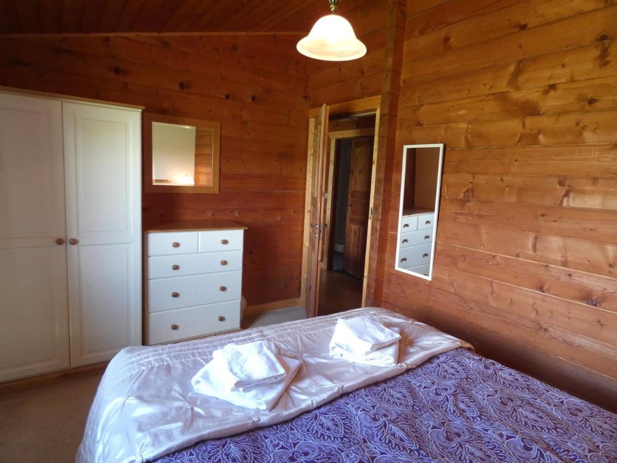 Chestnut Lodge Pilling 外观 照片